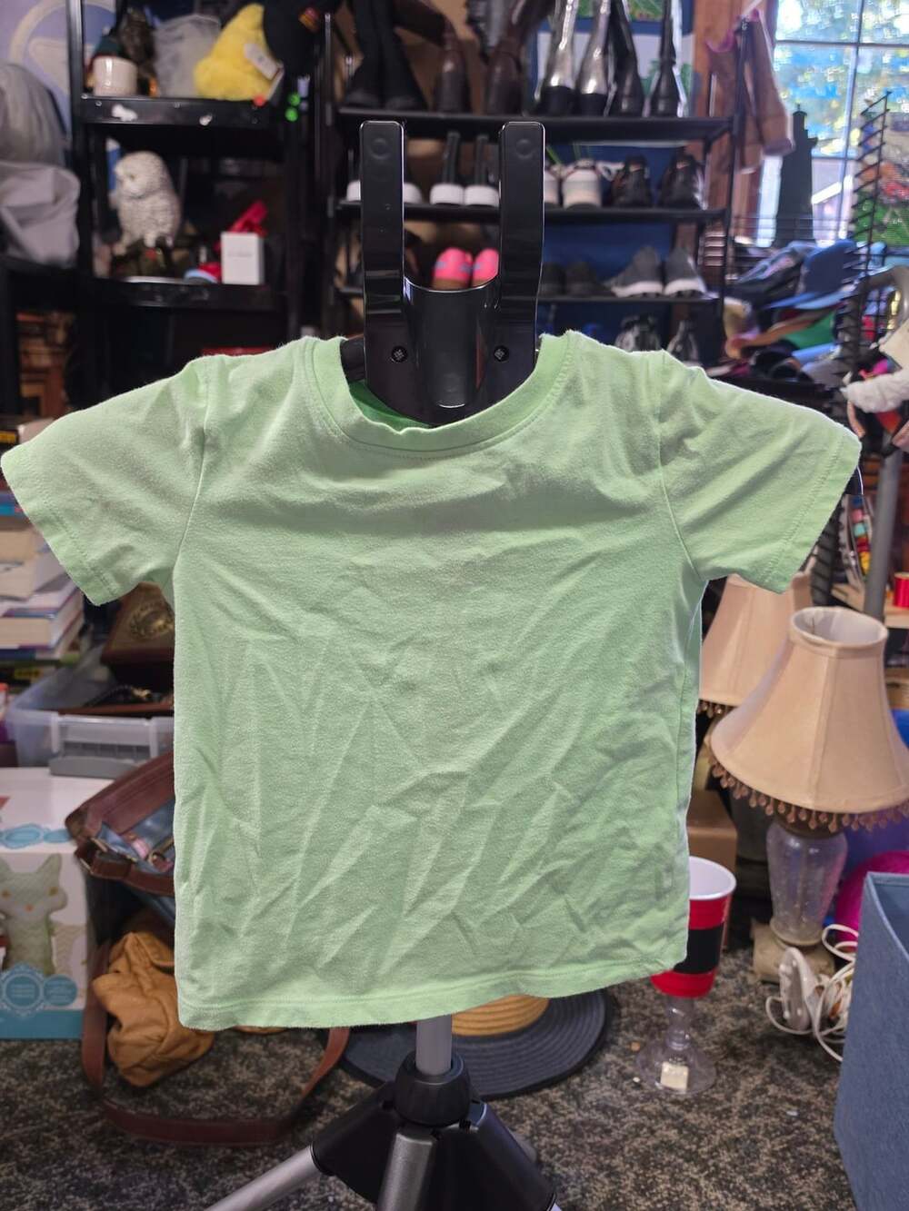 Cat & Jack T-Shirt Size 5T Light Green Short Sle